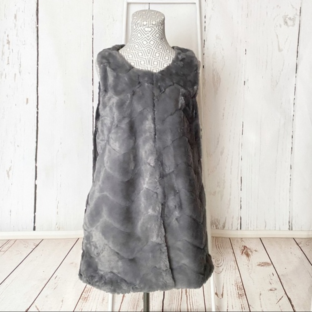 Hyfve Charcoal Gray Faux Fur Fuzzy Vest NWT